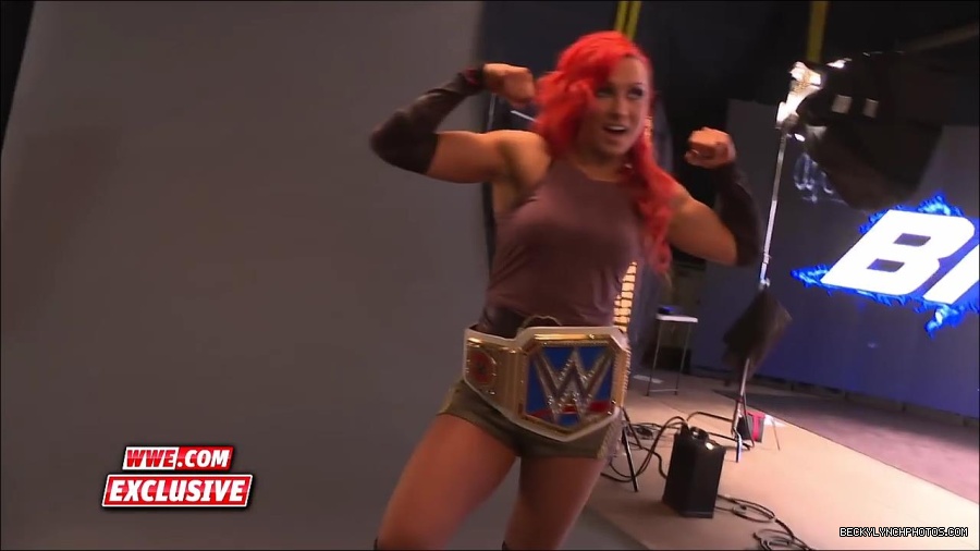 Y2Mate_is_-_Becky_Lynch_is_photographed_as_SmackDown_Women_s_Champion_Sept__132C_2016-mAPhiSWTcLA-720p-1655905971639_mp4_000030700.jpg