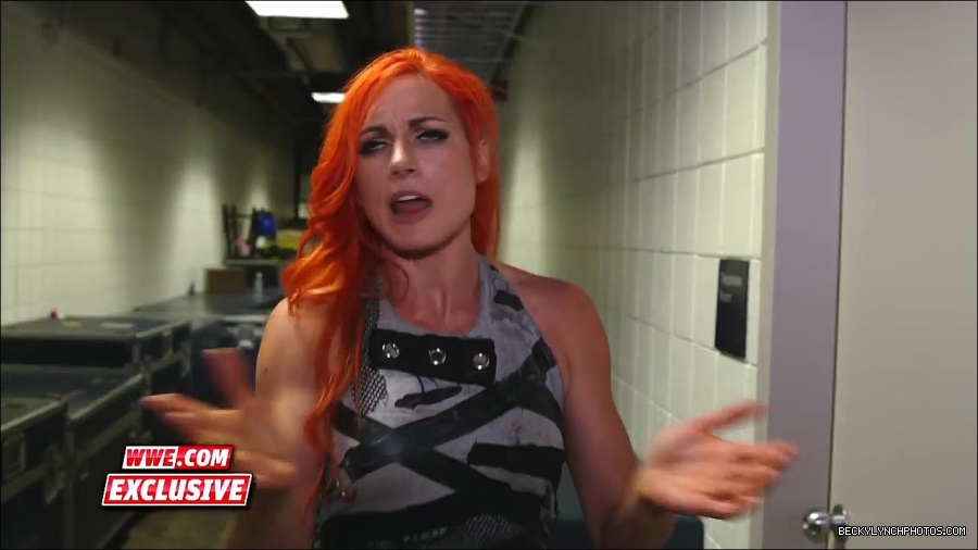 Y2Mate_is_-_What_is_Becky_Lynch_s_plan_for_Team_Blue_at_Survivor_Series_SmackDown_LIVE_Fallout2C_Oct__242C_2017-1savKuiBa_I-720p-1655908396401_mp4_000032033.jpg