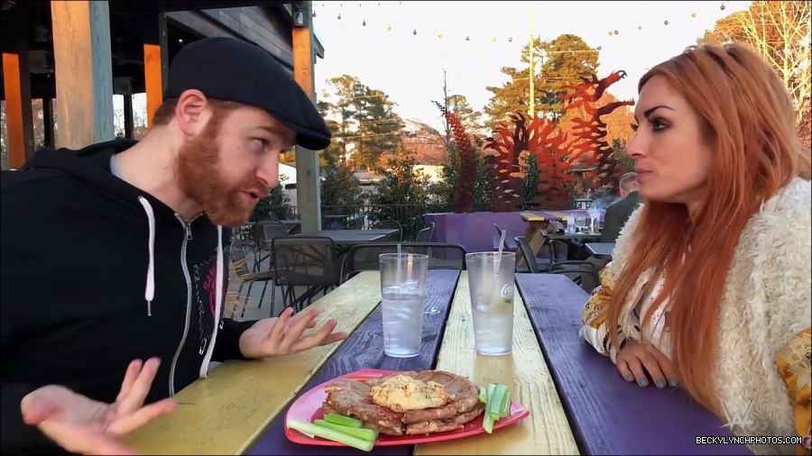 Y2Mate_is_-_Sami_Zayn___Becky_Lynch_debate_WWE_Mixed_Match_Challenge_strategy-lYjodl0RAns-720p-1655991488516_mp4_000009100.jpg