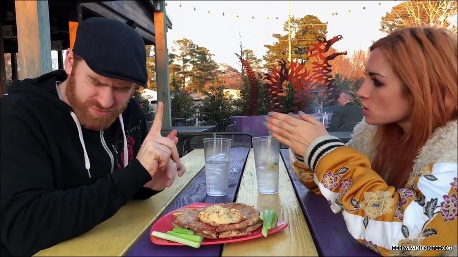 Y2Mate_is_-_Sami_Zayn___Becky_Lynch_debate_WWE_Mixed_Match_Challenge_strategy-lYjodl0RAns-720p-1655991488516_mp4_000017500.jpg