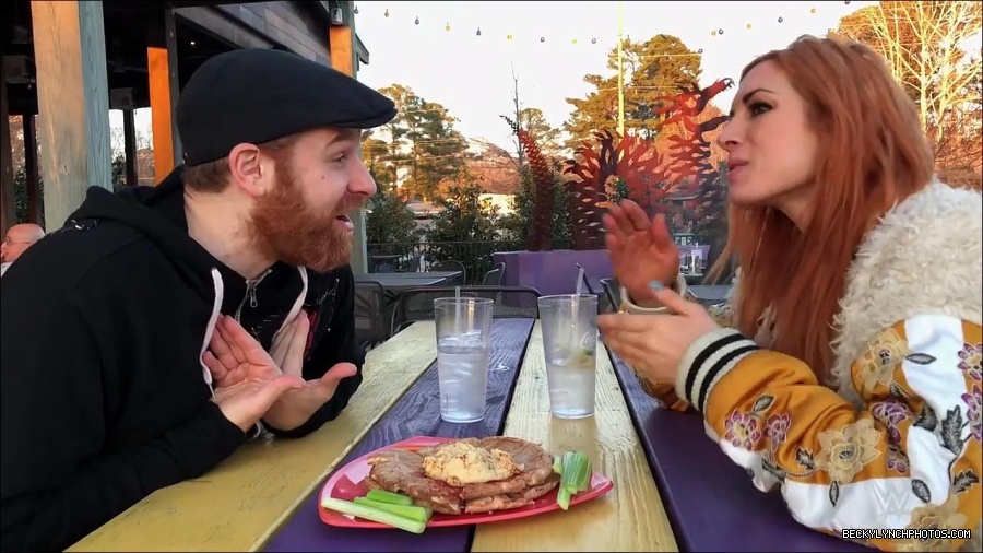 Y2Mate_is_-_Sami_Zayn___Becky_Lynch_debate_WWE_Mixed_Match_Challenge_strategy-lYjodl0RAns-720p-1655991488516_mp4_000021500.jpg