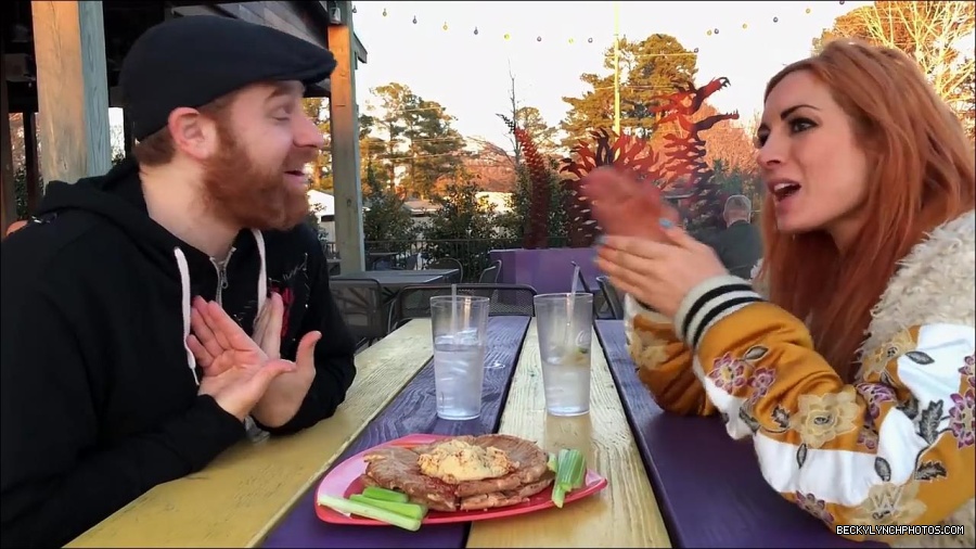 Y2Mate_is_-_Sami_Zayn___Becky_Lynch_debate_WWE_Mixed_Match_Challenge_strategy-lYjodl0RAns-720p-1655991488516_mp4_000021900.jpg