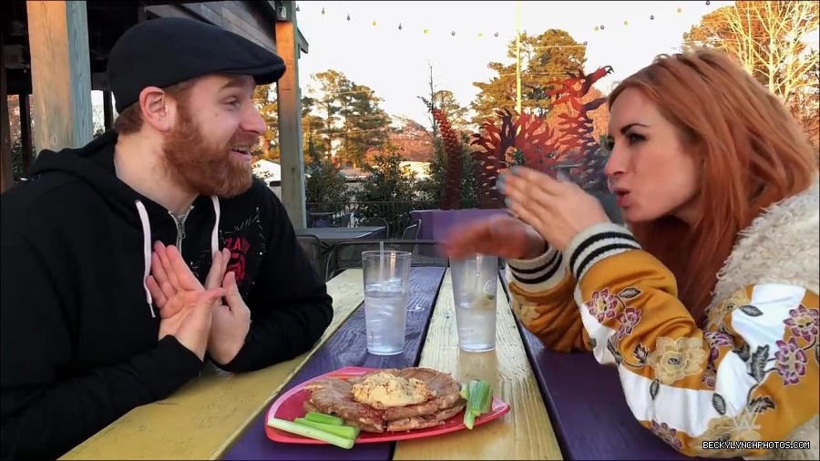 Y2Mate_is_-_Sami_Zayn___Becky_Lynch_debate_WWE_Mixed_Match_Challenge_strategy-lYjodl0RAns-720p-1655991488516_mp4_000022300.jpg