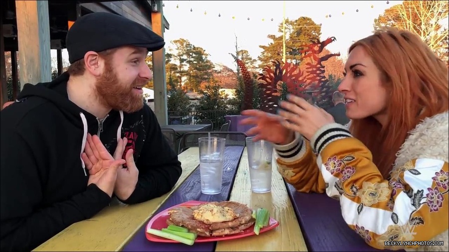 Y2Mate_is_-_Sami_Zayn___Becky_Lynch_debate_WWE_Mixed_Match_Challenge_strategy-lYjodl0RAns-720p-1655991488516_mp4_000023100.jpg