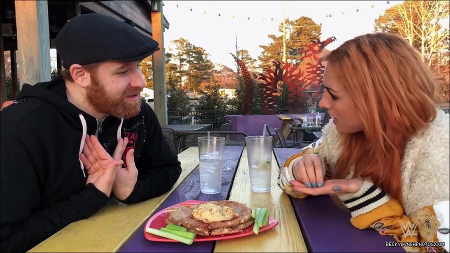 Y2Mate_is_-_Sami_Zayn___Becky_Lynch_debate_WWE_Mixed_Match_Challenge_strategy-lYjodl0RAns-720p-1655991488516_mp4_000025500.jpg