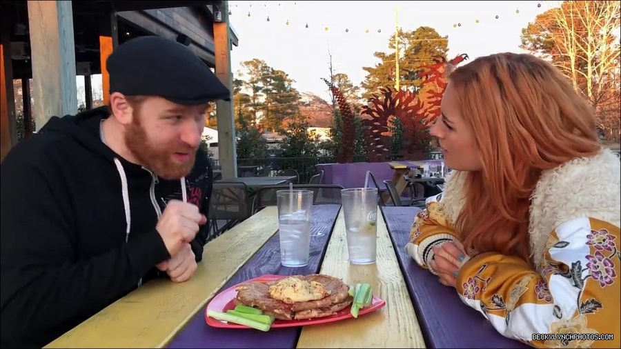 Y2Mate_is_-_Sami_Zayn___Becky_Lynch_debate_WWE_Mixed_Match_Challenge_strategy-lYjodl0RAns-720p-1655991488516_mp4_000047100.jpg