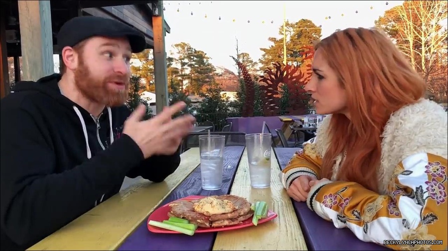 Y2Mate_is_-_Sami_Zayn___Becky_Lynch_debate_WWE_Mixed_Match_Challenge_strategy-lYjodl0RAns-720p-1655991488516_mp4_000054300.jpg