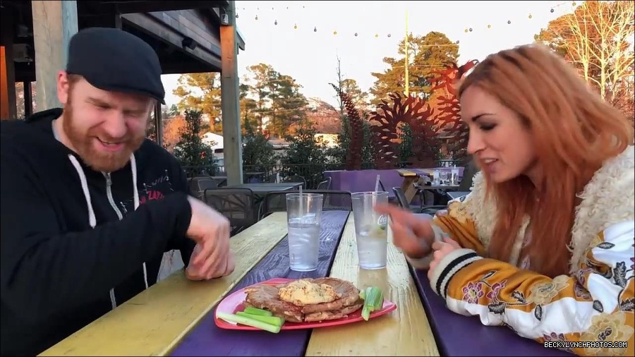 Y2Mate_is_-_Sami_Zayn___Becky_Lynch_debate_WWE_Mixed_Match_Challenge_strategy-lYjodl0RAns-720p-1655991488516_mp4_000065100.jpg