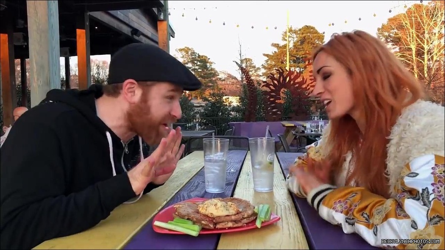 Y2Mate_is_-_Sami_Zayn___Becky_Lynch_debate_WWE_Mixed_Match_Challenge_strategy-lYjodl0RAns-720p-1655991488516_mp4_000067100.jpg