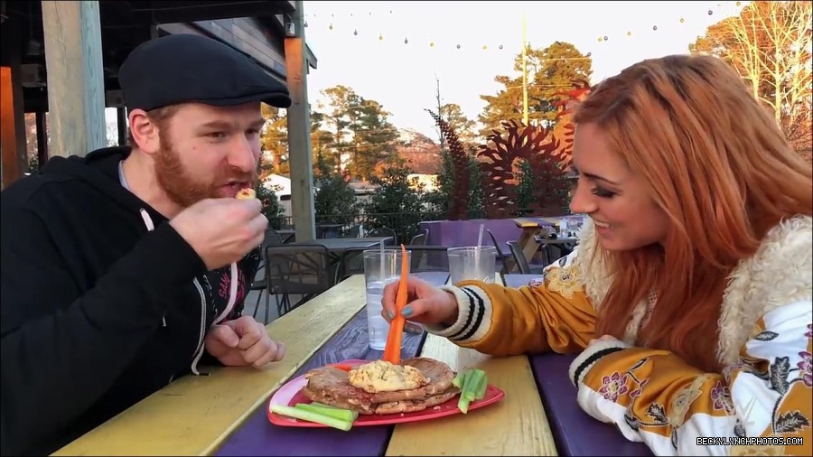 Y2Mate_is_-_Sami_Zayn___Becky_Lynch_debate_WWE_Mixed_Match_Challenge_strategy-lYjodl0RAns-720p-1655991488516_mp4_000075900.jpg