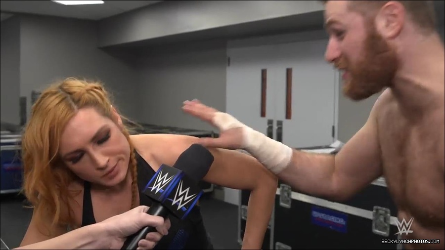 Y2Mate_is_-_Did_Sami_and_Becky_eat_too_much_birthday_cake_to_win_at_WWE_Mixed_Match_Challenge-IX2qyqr6Xx0-720p-1655991692003_mp4_000029566.jpg