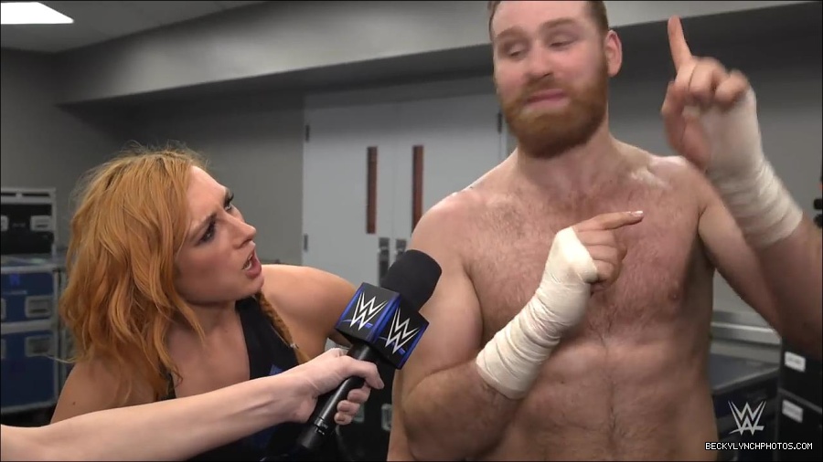 Y2Mate_is_-_Did_Sami_and_Becky_eat_too_much_birthday_cake_to_win_at_WWE_Mixed_Match_Challenge-IX2qyqr6Xx0-720p-1655991692003_mp4_000039166.jpg