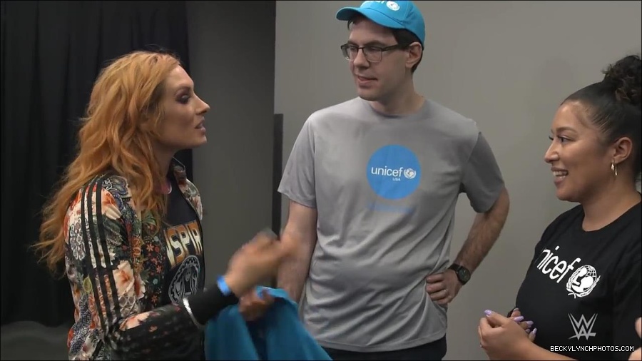 Y2Mate_is_-_Becky_Lynch_celebrates_her_birthday_with_Sami_Zayn_and_their_Mixed_Match_Challenge_charity_UNICEF-JBxP9HuiiLc-720p-1655991830238_mp4_000068200.jpg