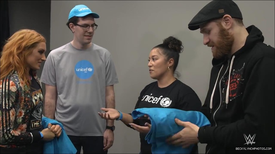 Y2Mate_is_-_Becky_Lynch_celebrates_her_birthday_with_Sami_Zayn_and_their_Mixed_Match_Challenge_charity_UNICEF-JBxP9HuiiLc-720p-1655991830238_mp4_000082600.jpg