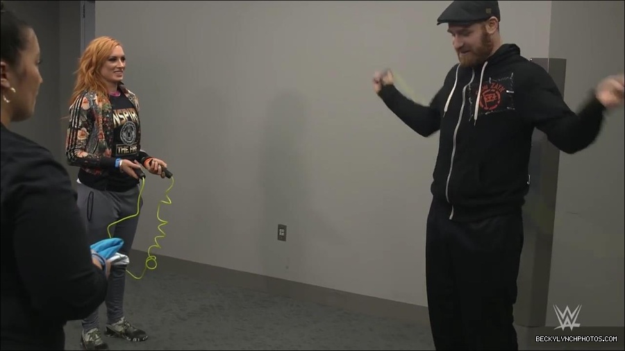 Y2Mate_is_-_Becky_Lynch_celebrates_her_birthday_with_Sami_Zayn_and_their_Mixed_Match_Challenge_charity_UNICEF-JBxP9HuiiLc-720p-1655991830238_mp4_000120600.jpg