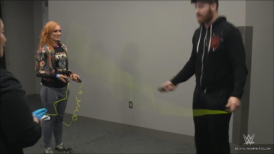 Y2Mate_is_-_Becky_Lynch_celebrates_her_birthday_with_Sami_Zayn_and_their_Mixed_Match_Challenge_charity_UNICEF-JBxP9HuiiLc-720p-1655991830238_mp4_000121000.jpg
