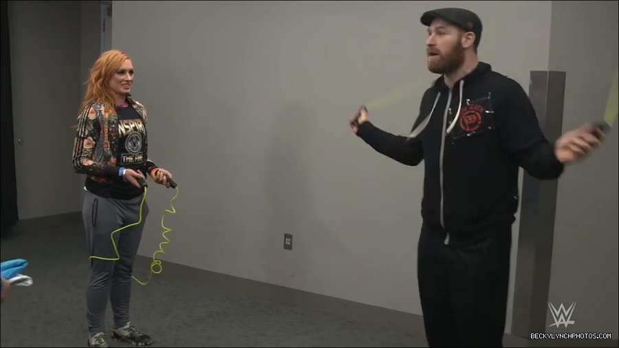 Y2Mate_is_-_Becky_Lynch_celebrates_her_birthday_with_Sami_Zayn_and_their_Mixed_Match_Challenge_charity_UNICEF-JBxP9HuiiLc-720p-1655991830238_mp4_000121400.jpg