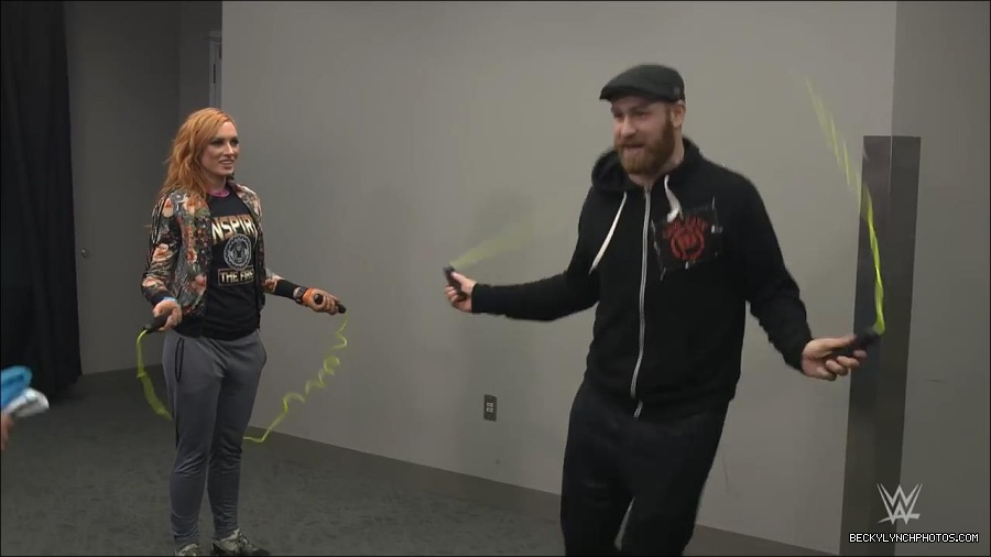 Y2Mate_is_-_Becky_Lynch_celebrates_her_birthday_with_Sami_Zayn_and_their_Mixed_Match_Challenge_charity_UNICEF-JBxP9HuiiLc-720p-1655991830238_mp4_000125800.jpg