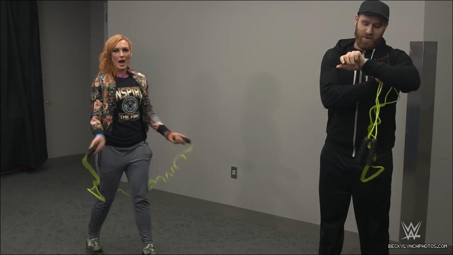 Y2Mate_is_-_Becky_Lynch_celebrates_her_birthday_with_Sami_Zayn_and_their_Mixed_Match_Challenge_charity_UNICEF-JBxP9HuiiLc-720p-1655991830238_mp4_000129400.jpg