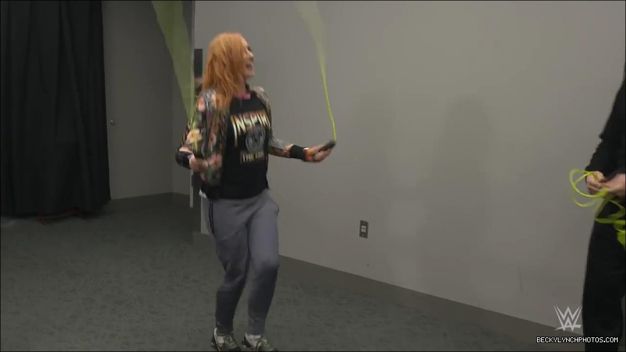 Y2Mate_is_-_Becky_Lynch_celebrates_her_birthday_with_Sami_Zayn_and_their_Mixed_Match_Challenge_charity_UNICEF-JBxP9HuiiLc-720p-1655991830238_mp4_000136200.jpg