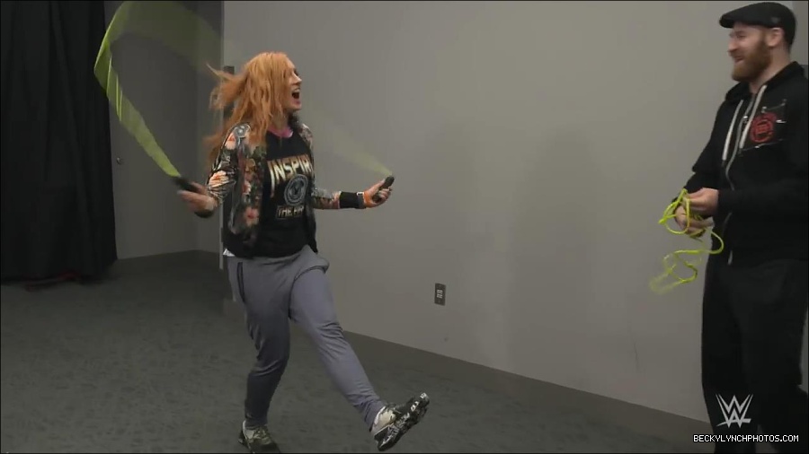 Y2Mate_is_-_Becky_Lynch_celebrates_her_birthday_with_Sami_Zayn_and_their_Mixed_Match_Challenge_charity_UNICEF-JBxP9HuiiLc-720p-1655991830238_mp4_000136600.jpg
