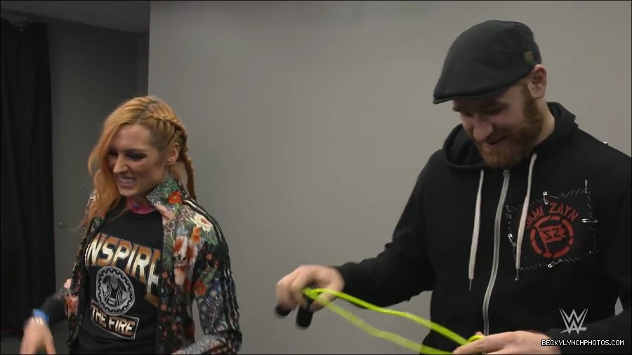 Y2Mate_is_-_Becky_Lynch_celebrates_her_birthday_with_Sami_Zayn_and_their_Mixed_Match_Challenge_charity_UNICEF-JBxP9HuiiLc-720p-1655991830238_mp4_000141000.jpg