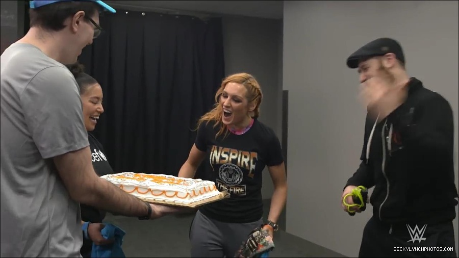 Y2Mate_is_-_Becky_Lynch_celebrates_her_birthday_with_Sami_Zayn_and_their_Mixed_Match_Challenge_charity_UNICEF-JBxP9HuiiLc-720p-1655991830238_mp4_000147800.jpg