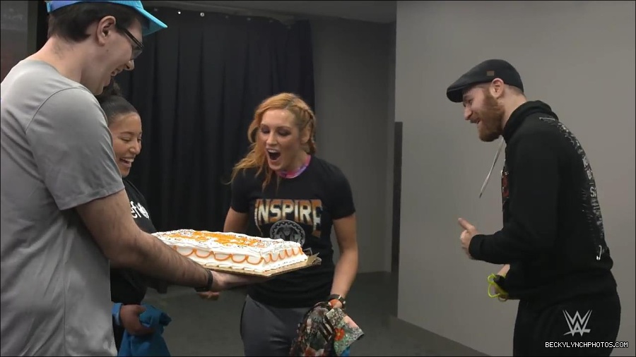 Y2Mate_is_-_Becky_Lynch_celebrates_her_birthday_with_Sami_Zayn_and_their_Mixed_Match_Challenge_charity_UNICEF-JBxP9HuiiLc-720p-1655991830238_mp4_000148200.jpg