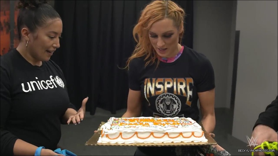 Y2Mate_is_-_Becky_Lynch_celebrates_her_birthday_with_Sami_Zayn_and_their_Mixed_Match_Challenge_charity_UNICEF-JBxP9HuiiLc-720p-1655991830238_mp4_000153400.jpg