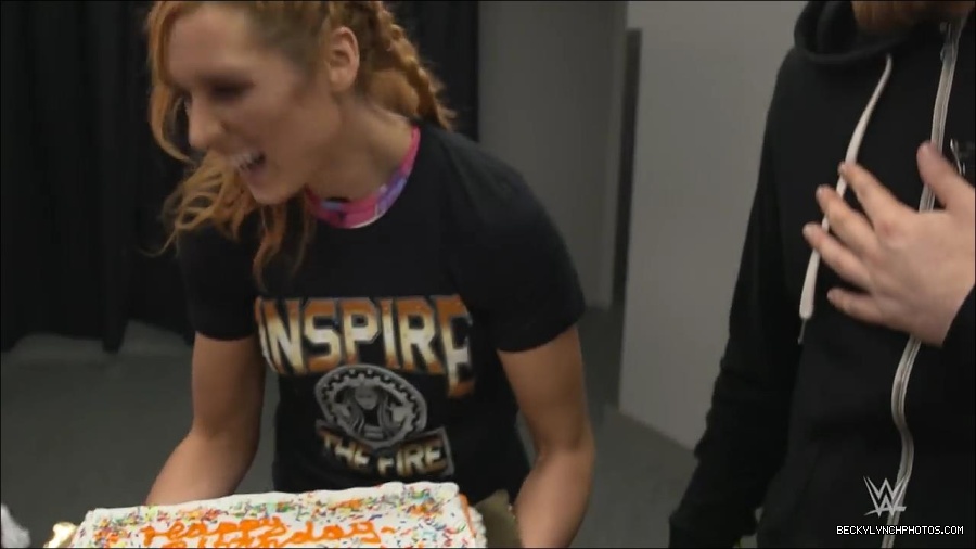 Y2Mate_is_-_Becky_Lynch_celebrates_her_birthday_with_Sami_Zayn_and_their_Mixed_Match_Challenge_charity_UNICEF-JBxP9HuiiLc-720p-1655991830238_mp4_000159800.jpg