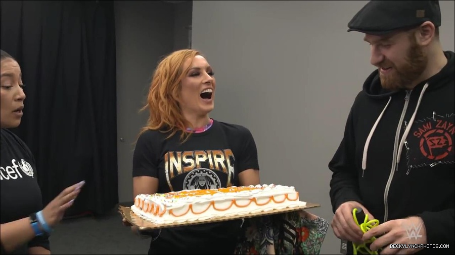 Y2Mate_is_-_Becky_Lynch_celebrates_her_birthday_with_Sami_Zayn_and_their_Mixed_Match_Challenge_charity_UNICEF-JBxP9HuiiLc-720p-1655991830238_mp4_000169400.jpg
