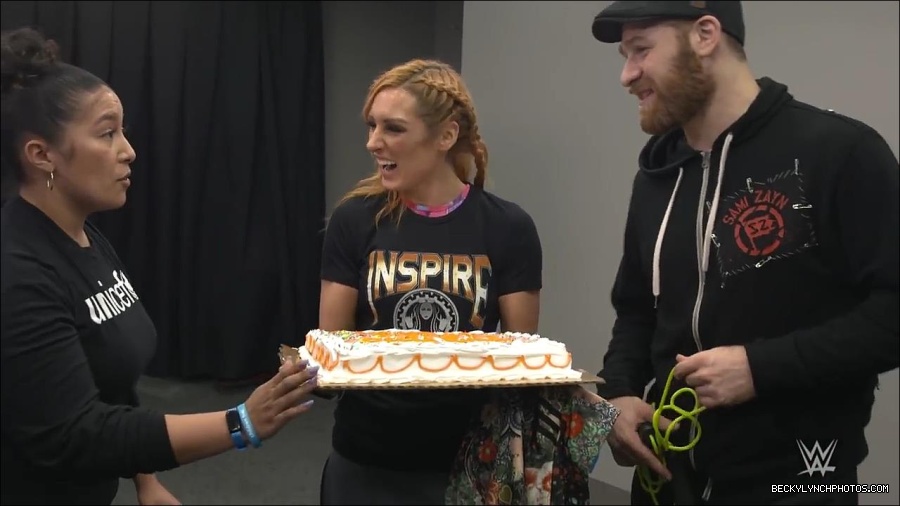 Y2Mate_is_-_Becky_Lynch_celebrates_her_birthday_with_Sami_Zayn_and_their_Mixed_Match_Challenge_charity_UNICEF-JBxP9HuiiLc-720p-1655991830238_mp4_000170600.jpg