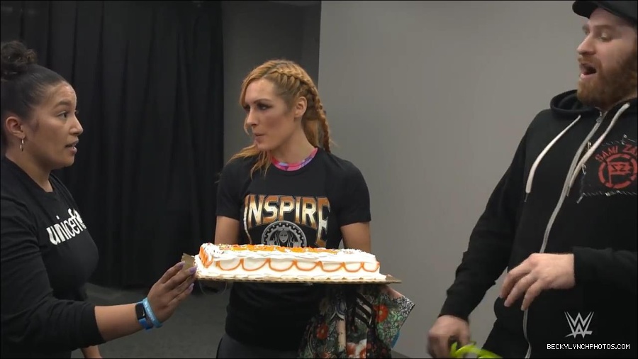 Y2Mate_is_-_Becky_Lynch_celebrates_her_birthday_with_Sami_Zayn_and_their_Mixed_Match_Challenge_charity_UNICEF-JBxP9HuiiLc-720p-1655991830238_mp4_000172200.jpg