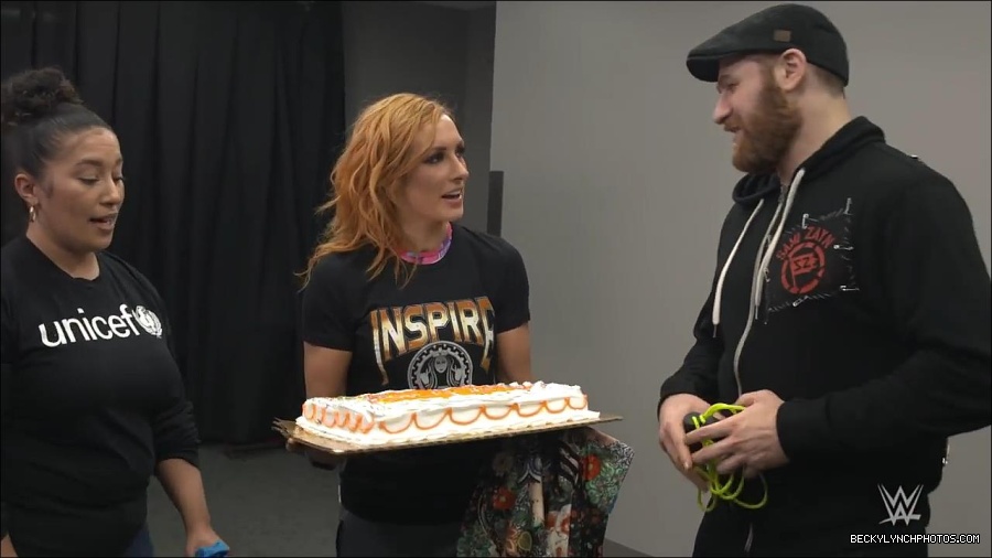 Y2Mate_is_-_Becky_Lynch_celebrates_her_birthday_with_Sami_Zayn_and_their_Mixed_Match_Challenge_charity_UNICEF-JBxP9HuiiLc-720p-1655991830238_mp4_000173800.jpg