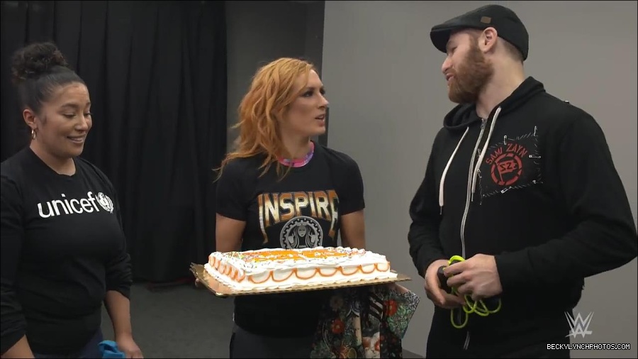 Y2Mate_is_-_Becky_Lynch_celebrates_her_birthday_with_Sami_Zayn_and_their_Mixed_Match_Challenge_charity_UNICEF-JBxP9HuiiLc-720p-1655991830238_mp4_000174200.jpg