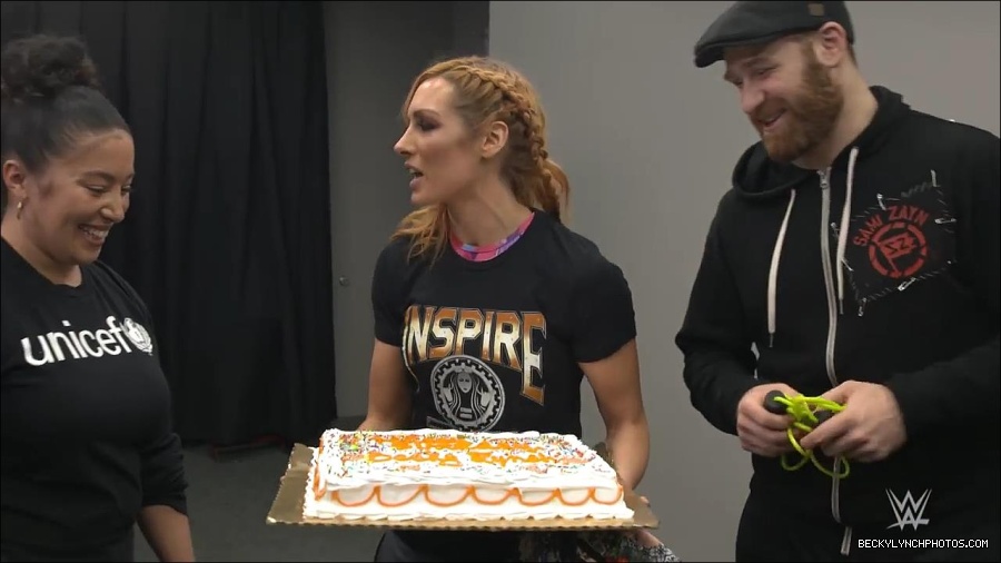 Y2Mate_is_-_Becky_Lynch_celebrates_her_birthday_with_Sami_Zayn_and_their_Mixed_Match_Challenge_charity_UNICEF-JBxP9HuiiLc-720p-1655991830238_mp4_000177000.jpg