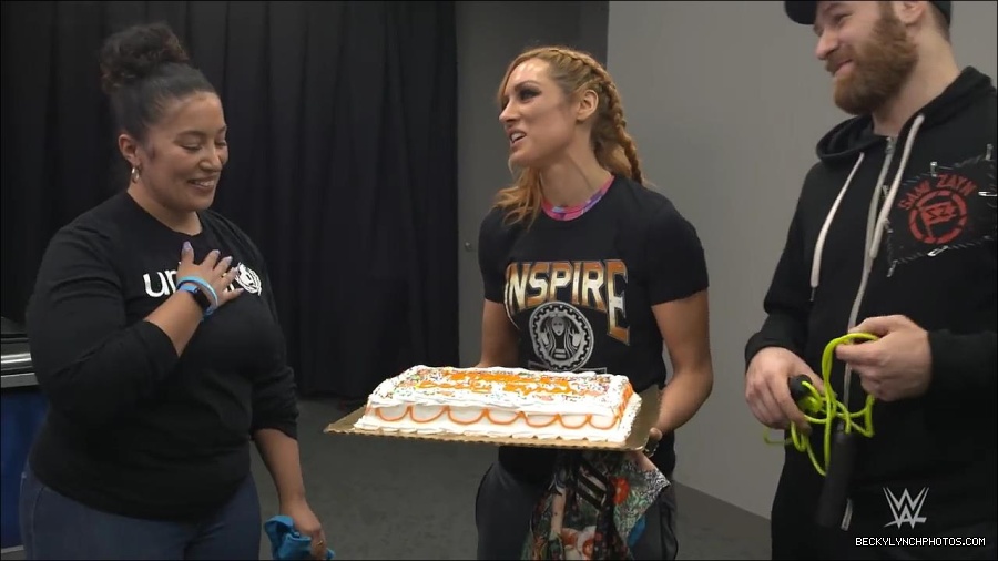 Y2Mate_is_-_Becky_Lynch_celebrates_her_birthday_with_Sami_Zayn_and_their_Mixed_Match_Challenge_charity_UNICEF-JBxP9HuiiLc-720p-1655991830238_mp4_000178200.jpg