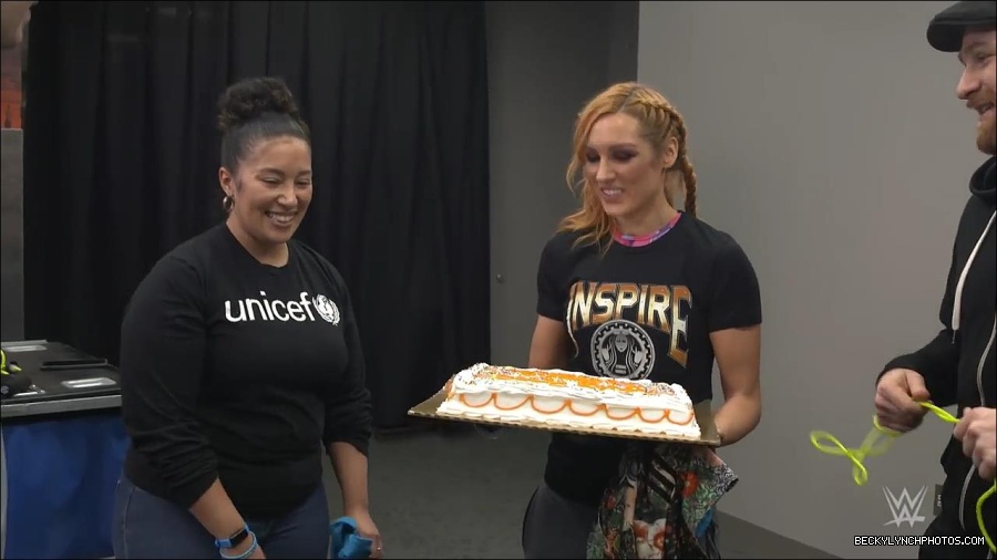 Y2Mate_is_-_Becky_Lynch_celebrates_her_birthday_with_Sami_Zayn_and_their_Mixed_Match_Challenge_charity_UNICEF-JBxP9HuiiLc-720p-1655991830238_mp4_000179400.jpg