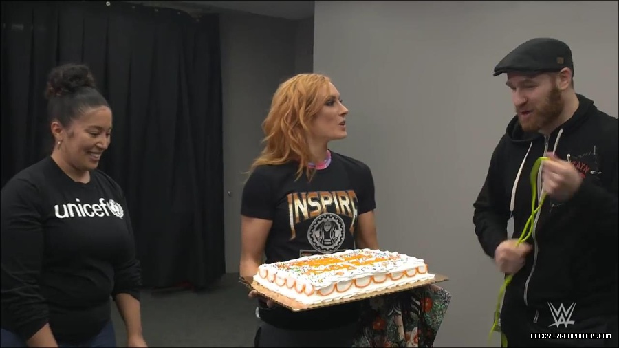 Y2Mate_is_-_Becky_Lynch_celebrates_her_birthday_with_Sami_Zayn_and_their_Mixed_Match_Challenge_charity_UNICEF-JBxP9HuiiLc-720p-1655991830238_mp4_000187000.jpg