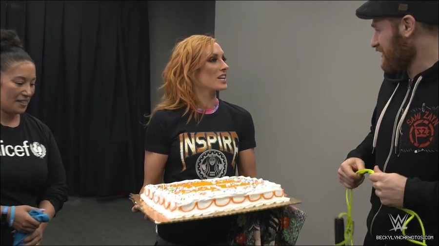 Y2Mate_is_-_Becky_Lynch_celebrates_her_birthday_with_Sami_Zayn_and_their_Mixed_Match_Challenge_charity_UNICEF-JBxP9HuiiLc-720p-1655991830238_mp4_000187800.jpg