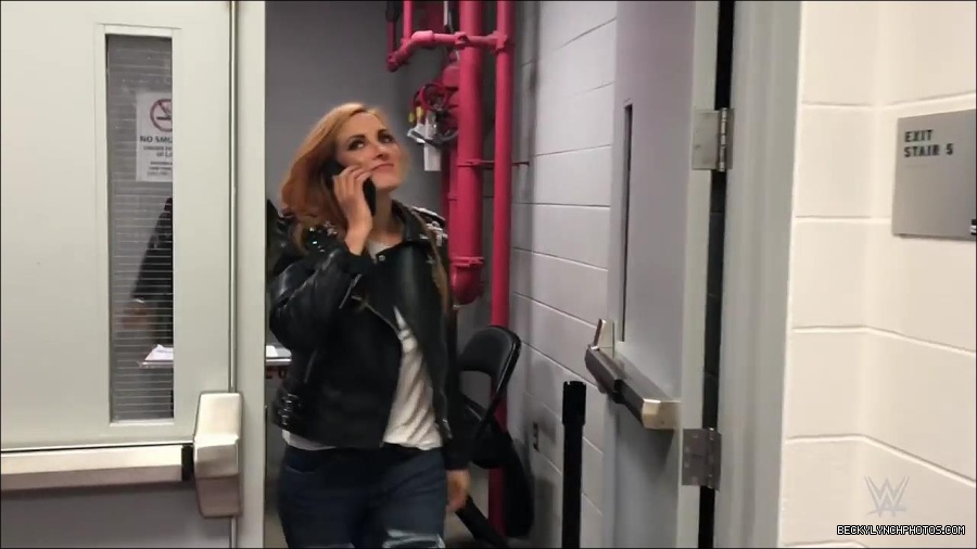 Y2Mate_is_-_Becky_Lynch_gets_stopped_by_security_one_week_before_competing_on_WWE_Mixed_Match_Challenge-QFnBQncJn64-720p-1655992595623_mp4_000002100.jpg