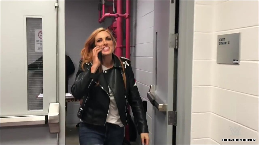 Y2Mate_is_-_Becky_Lynch_gets_stopped_by_security_one_week_before_competing_on_WWE_Mixed_Match_Challenge-QFnBQncJn64-720p-1655992595623_mp4_000002500.jpg