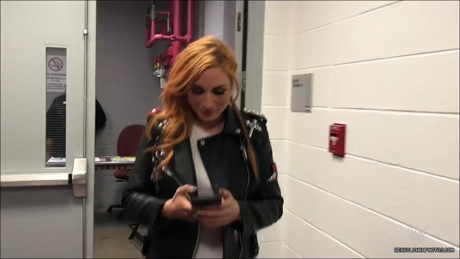 Y2Mate_is_-_Becky_Lynch_gets_stopped_by_security_one_week_before_competing_on_WWE_Mixed_Match_Challenge-QFnBQncJn64-720p-1655992595623_mp4_000003700.jpg