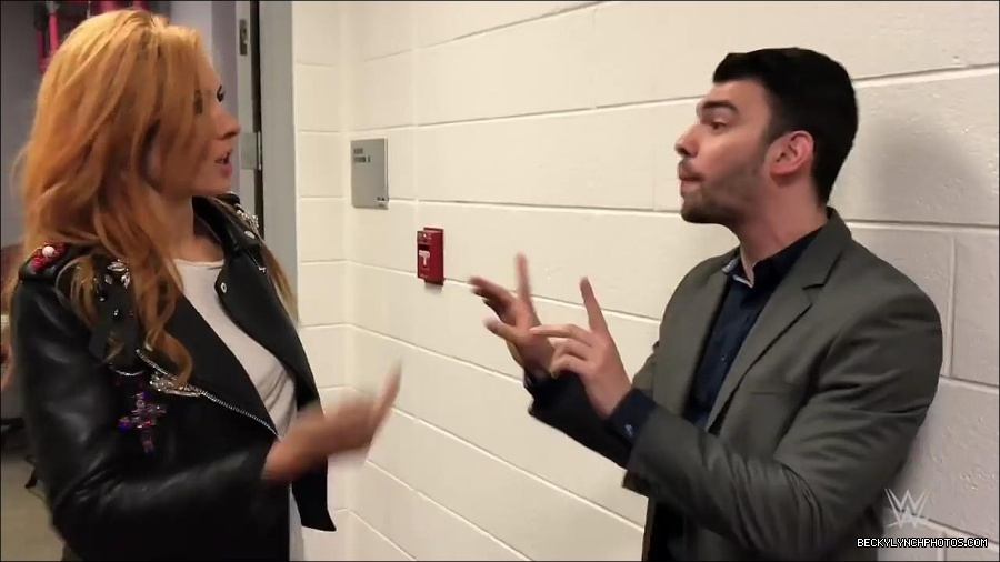 Y2Mate_is_-_Becky_Lynch_gets_stopped_by_security_one_week_before_competing_on_WWE_Mixed_Match_Challenge-QFnBQncJn64-720p-1655992595623_mp4_000010900.jpg