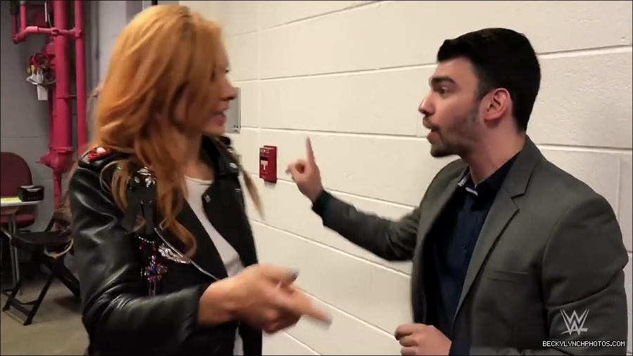 Y2Mate_is_-_Becky_Lynch_gets_stopped_by_security_one_week_before_competing_on_WWE_Mixed_Match_Challenge-QFnBQncJn64-720p-1655992595623_mp4_000014500.jpg