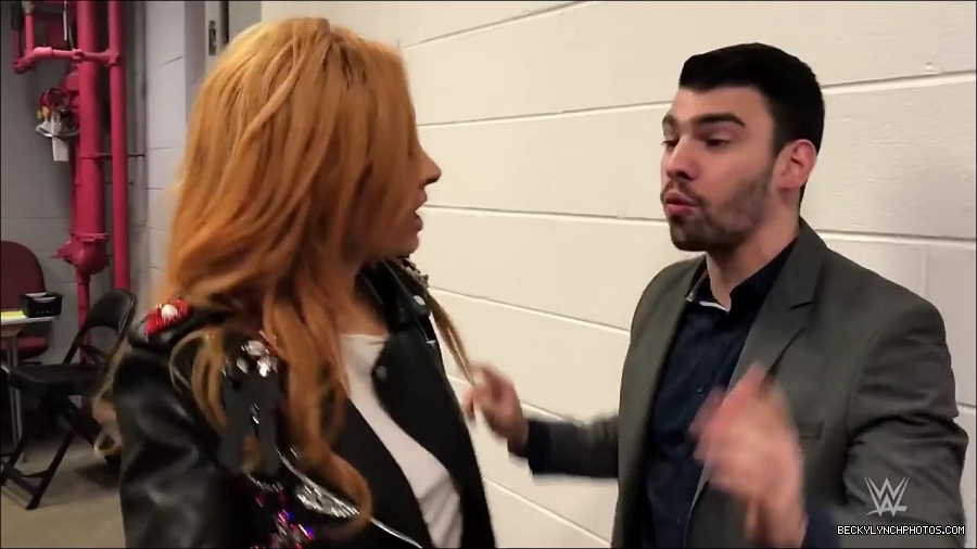 Y2Mate_is_-_Becky_Lynch_gets_stopped_by_security_one_week_before_competing_on_WWE_Mixed_Match_Challenge-QFnBQncJn64-720p-1655992595623_mp4_000014900.jpg