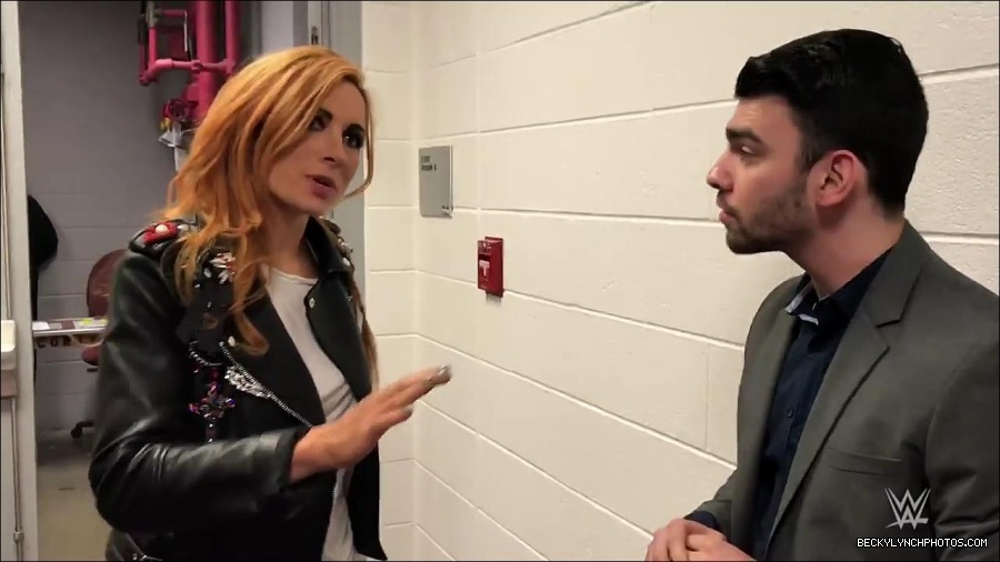 Y2Mate_is_-_Becky_Lynch_gets_stopped_by_security_one_week_before_competing_on_WWE_Mixed_Match_Challenge-QFnBQncJn64-720p-1655992595623_mp4_000018500.jpg