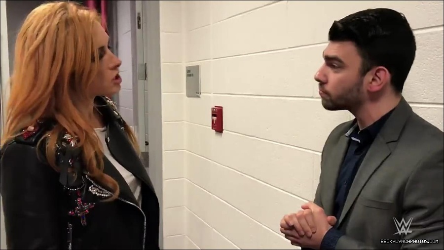 Y2Mate_is_-_Becky_Lynch_gets_stopped_by_security_one_week_before_competing_on_WWE_Mixed_Match_Challenge-QFnBQncJn64-720p-1655992595623_mp4_000022100.jpg