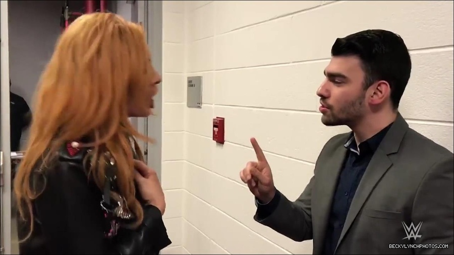 Y2Mate_is_-_Becky_Lynch_gets_stopped_by_security_one_week_before_competing_on_WWE_Mixed_Match_Challenge-QFnBQncJn64-720p-1655992595623_mp4_000031700.jpg