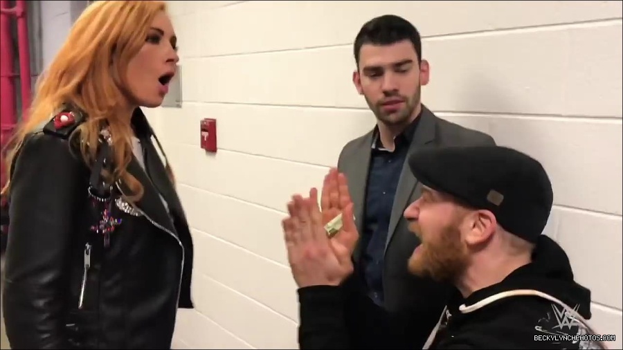 Y2Mate_is_-_Becky_Lynch_gets_stopped_by_security_one_week_before_competing_on_WWE_Mixed_Match_Challenge-QFnBQncJn64-720p-1655992595623_mp4_000033300.jpg